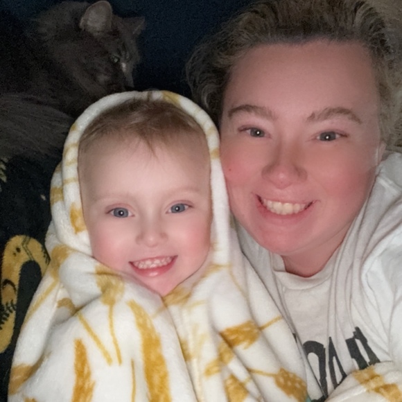 Meet your Posher, Jade - Picture 1 of 1